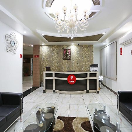 Oyo 4635 Sheetal Hotel Haldwāni Exterior foto