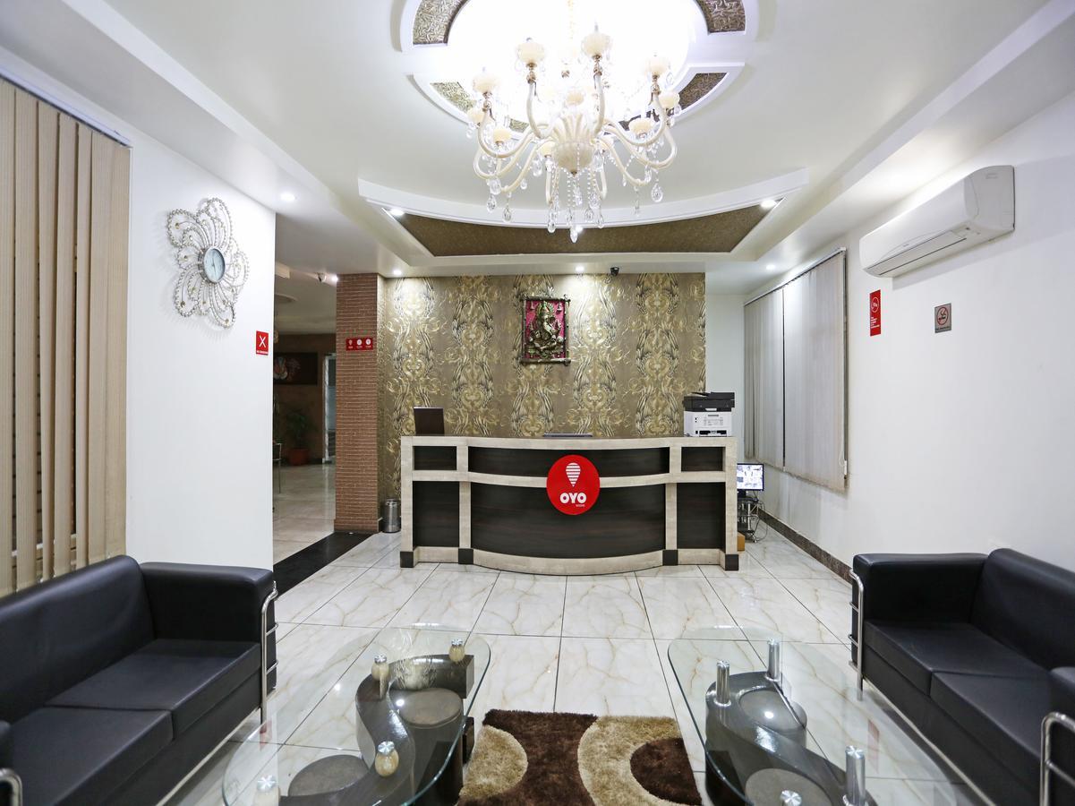 Oyo 4635 Sheetal Hotel Haldwāni Exterior foto